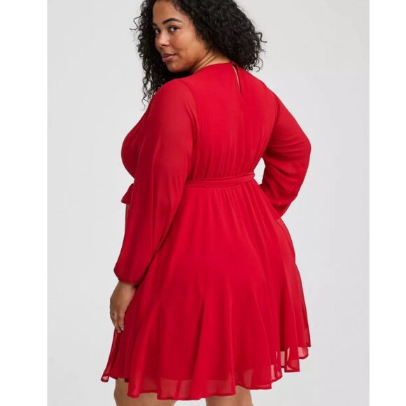 NWT Torrid 1 Red Chiffon Surplice Mini Dress 1X 14 16 - Picture 4 of 12